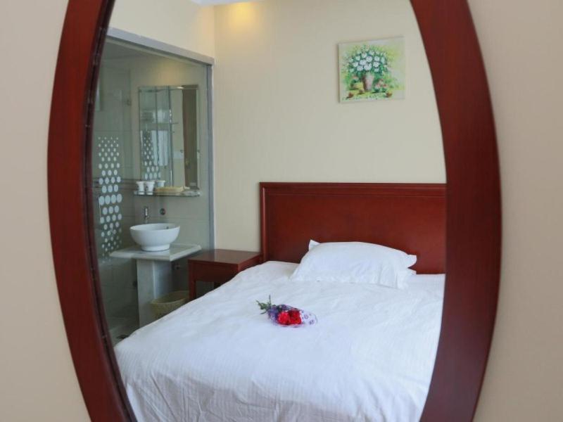 Greentree Inn Shanghai Pudong Airport Huaxia East Road Railway Station Shell Hotel Kültér fotó