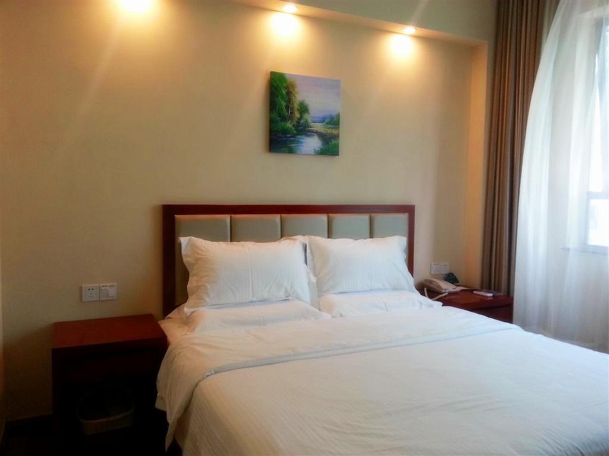 Greentree Inn Shanghai Pudong Airport Huaxia East Road Railway Station Shell Hotel Kültér fotó
